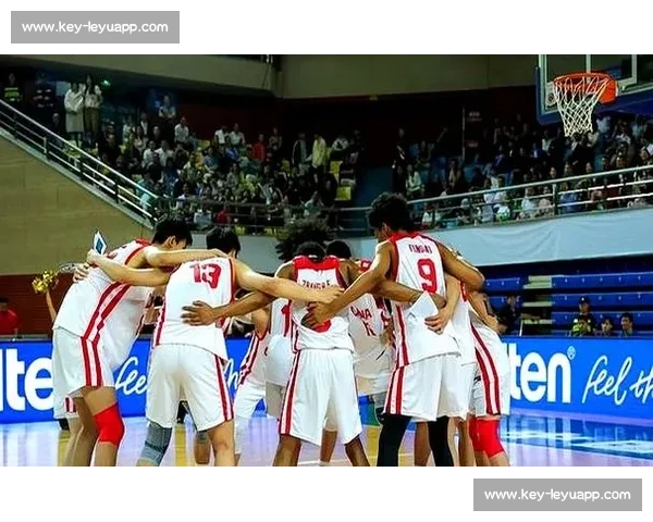 国青半场溃败斯洛文尼亚！前板失守 + 联防崩盘，张博源郇斯楠双星难救主