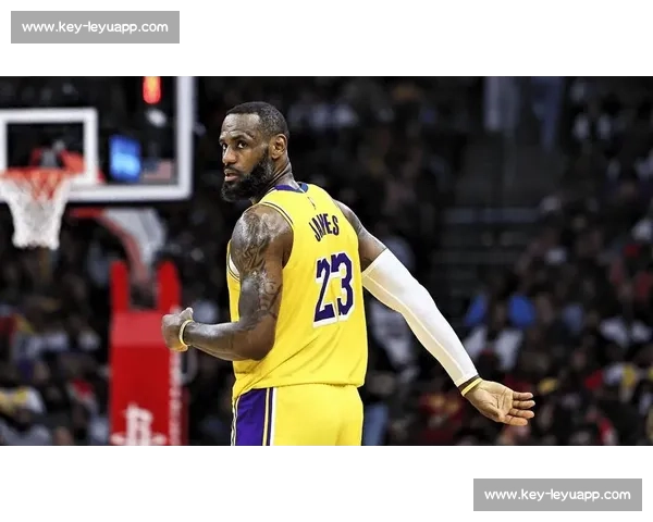 湖人 8 载：詹姆斯书写忠诚与辉煌，成队史最长连续效力球员