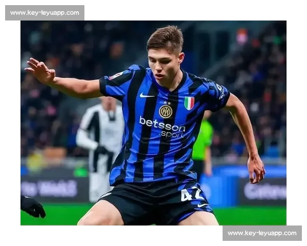 罗马诺：米兰下周正式报价扎卡！1000 万欧交易进入关键谈判阶段