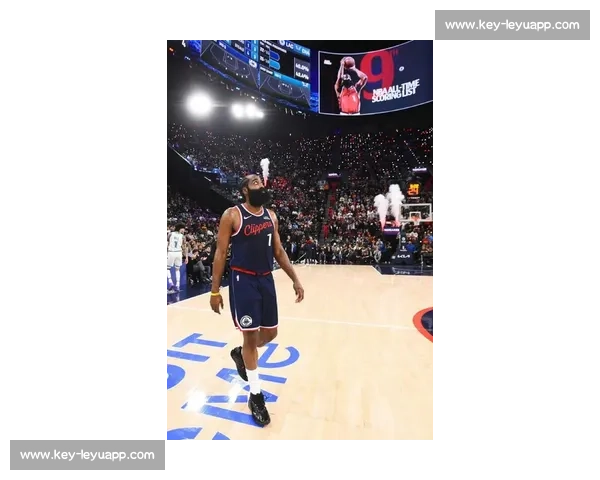 哈登续约快船锁定双核 兰德尔留守森林狼夯实内线