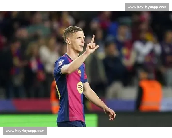 弗里克革新战术体系，奥尔莫成巴萨伪九号核心